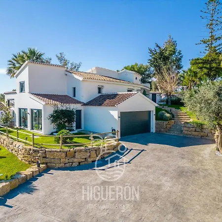 Higueronrentals Centinela * 베날마데나코스타
